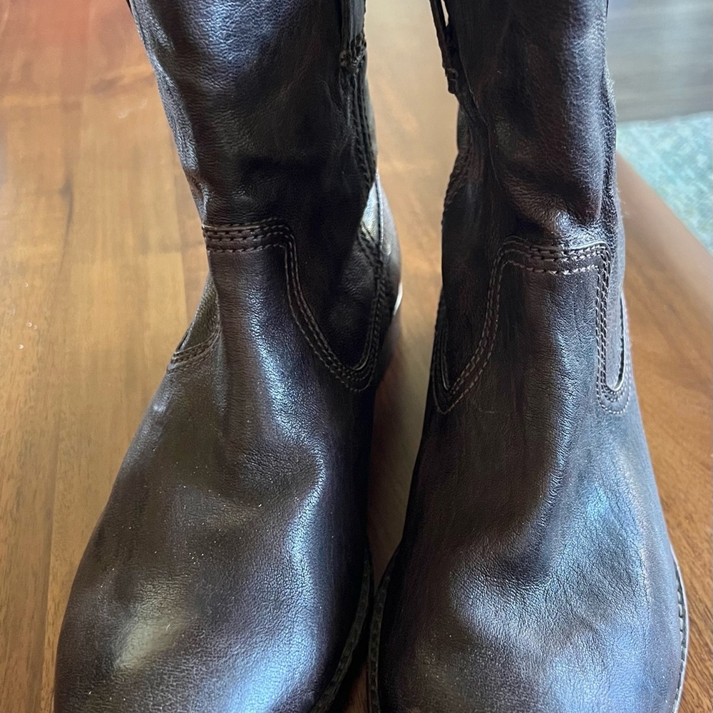 Frye Anna Boots
